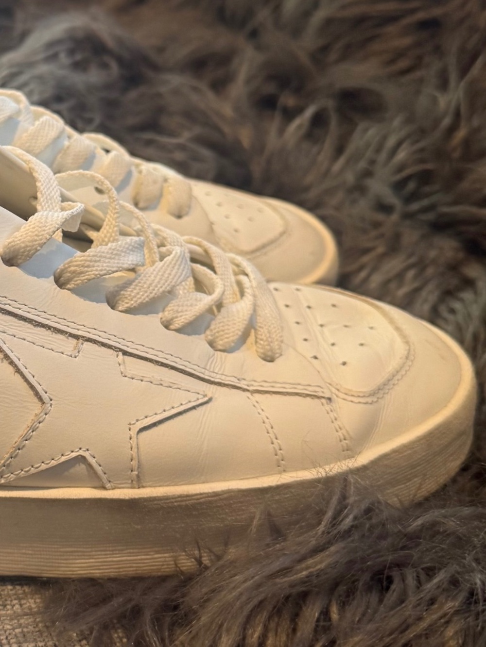 NEW and AUTHENTIC Golden Goose Women's Stardan, White, Size 39 - Picture 5 of 8